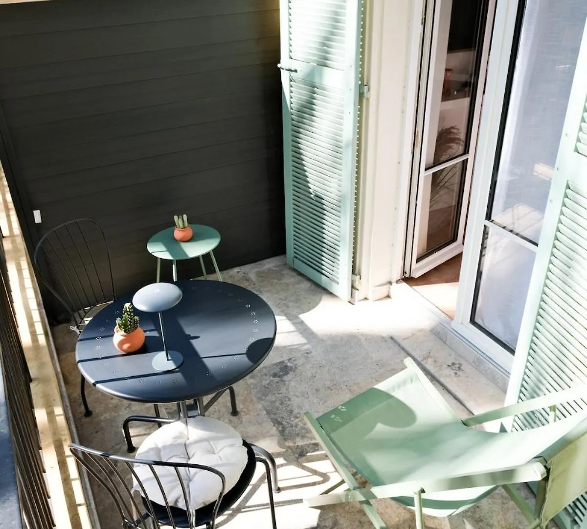Casa Luna Nice 0*,